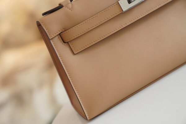 Full Handmade Hermes Kelly Pochette 22cm 0M Chai Swift Leather Silver Hardware