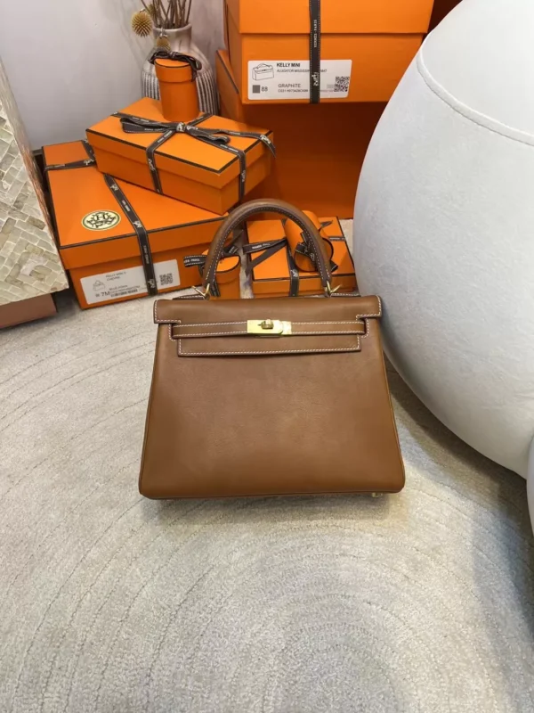 Heremes Shop Fauve Barenia Leather Kelly 25CM Gold Hardware