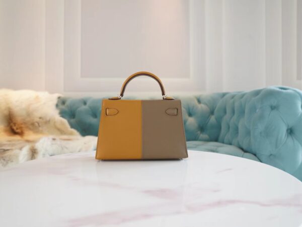 Hermes Mini Kelly19CM Sesame/Gris Etoupe/Dark Blue inner Epsom Leather