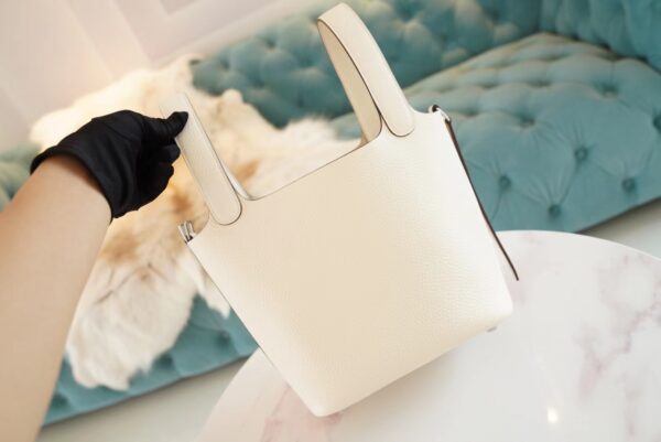 Hermes Handmade Boutique I2 Nata Clemence Leather Picotin18CM Tote Bag