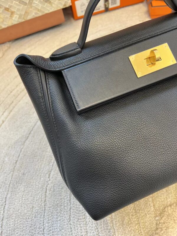 Canada Ottawa Hermes Kelly 2424 29CM Togo 89 Noir Gold Hardware