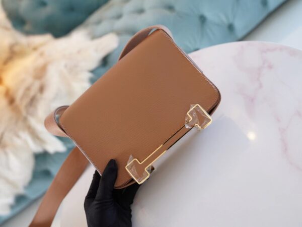Australia Canberra Hermes Geta 20CM Chevre Mysore 2J Quebracho Gold Hardware