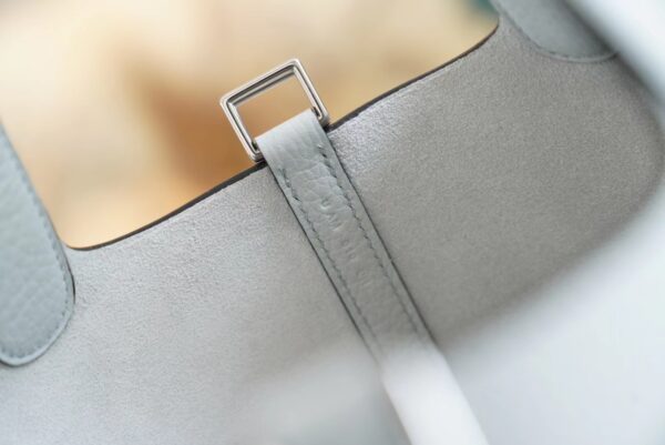 Stock GPCMode Hermes Picotin Bag18CM 08 Blue Pale Clemence Leather
