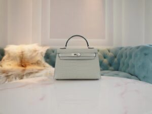 Hermes Factory Mini Kelly 19CM Matte Alligator 0W Gris Neve Silver Hardware