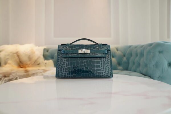Hermes Factory Kelly Pochette 22CM Shiny Alligator W0 Vert Bosphore Silver Hardware