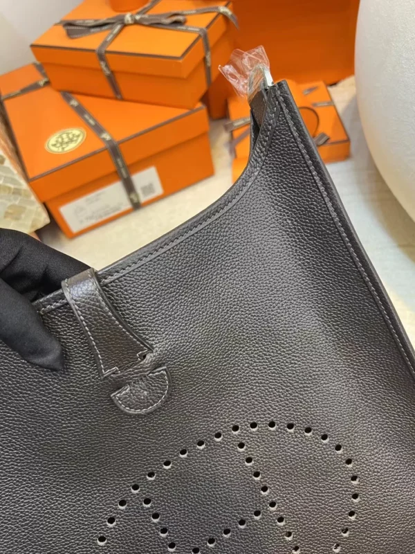 Hermes Boutique Barenia Leather Evelyne 29CM 46 Ebene Silver Hardware