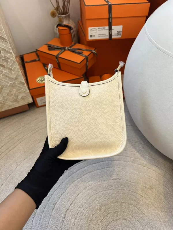 Qatar Doha Hermes Clemence Mini Evelyne 16CM I2 Nata Gold Hardware