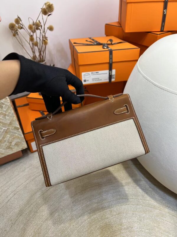 Hermes Kelly Pochette 22CM Barenia Fauve/ Canvas Beige Silver Hardware