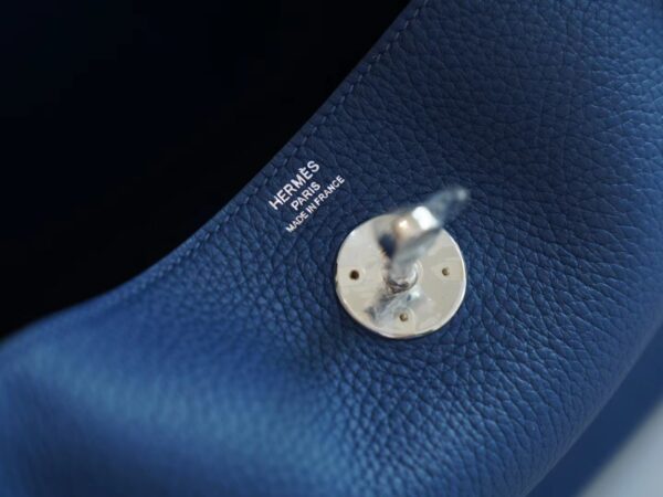 Hermes Shop Lindy 26CM Clemence S4 Deep Blue Silver Hardware