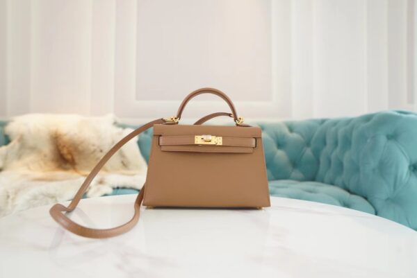 Full Handmade Hermes Mini Kelly19CM 2J Quebracho Chevre Leather Gold Hardware