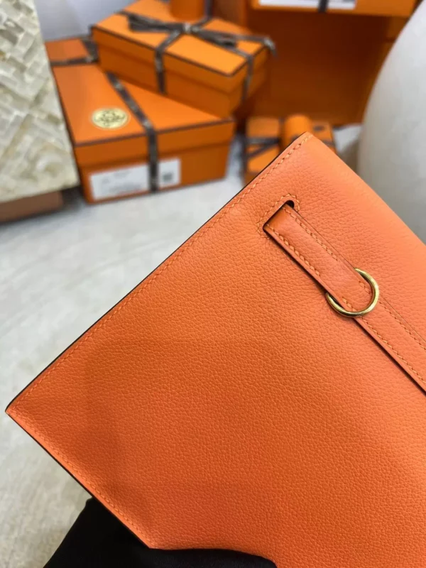 UK London Hermes 9J Feu Orange Kelly Danse 22CM Evercolor Leather Gold Hardware