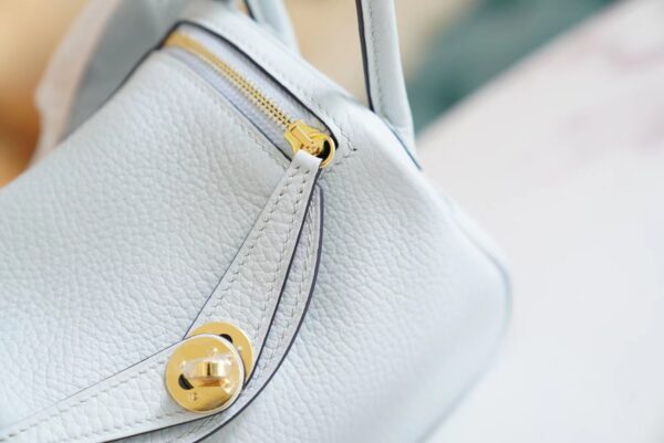 Hand Stitch Hermes Mini Lindy19CM 08 Blue Brume Clemence Leather Gold Hardware