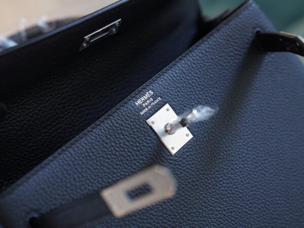 Hot Sale Hermes Kelly25CM Tote Bag CK89 Nior Togo Leather Silver Hardware