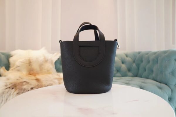 GPCMode Hermes In The Loop18CM CK89 Black Clemence Leather Silver Hardware