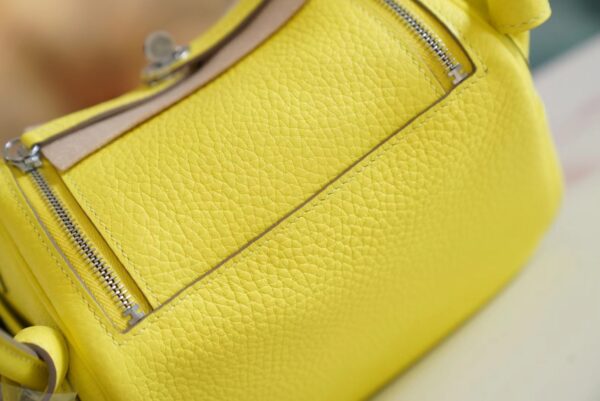 Full Handmade Hermes 9R Lime Mini Lindy 19CM Clemence Leather Silver Hardware