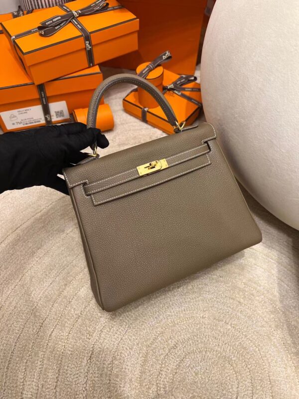 Hong Kong Hemes Kelly 25CM Togo Leather CK10 Craie Gold Hardware