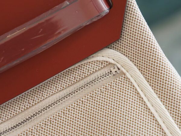 GPCMode Hermes Beton Canvas / Rouge Casaque Herbag 31CM Silver Hardware