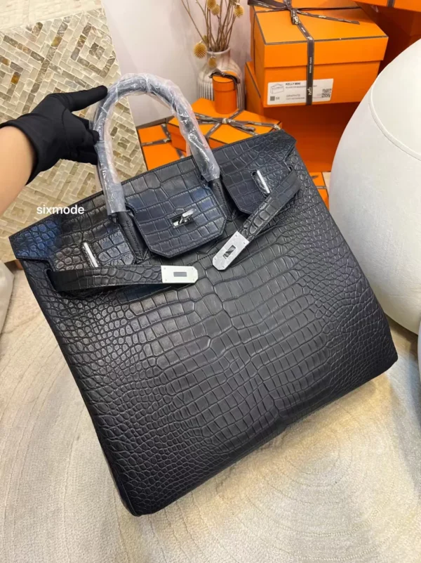 Hermes 89 Noir Matte Porosus Crocodile HAC 40CM Silver Hardware