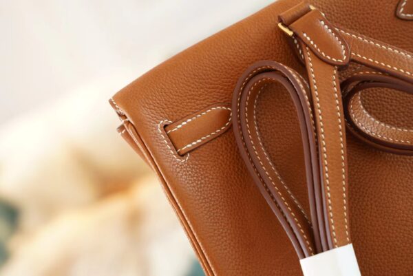 New Hermes Kelly Ado 22cm CK37 Gold Barenia Faubourg Leather Gold Hardware