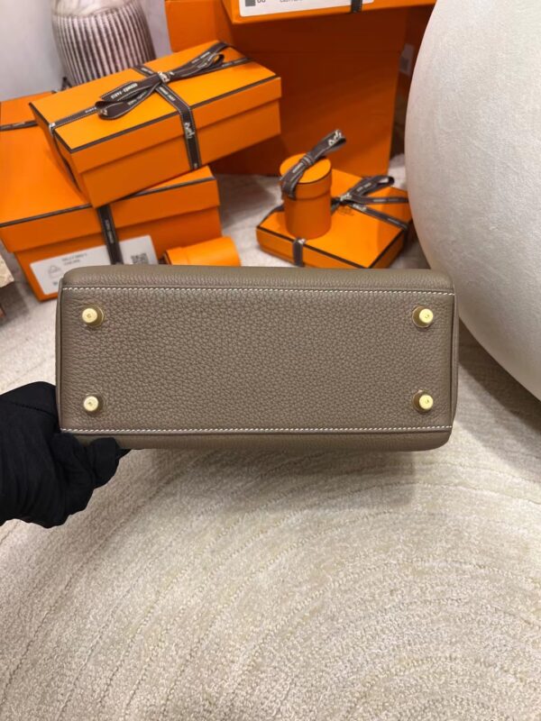 Hong Kong Hemes Kelly 25CM Togo Leather CK10 Craie Gold Hardware