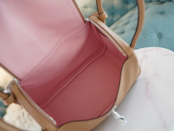 New Hermes Lindy 26CM Swift 0M Chai / 3Q Rose Sakura Silver Hardware