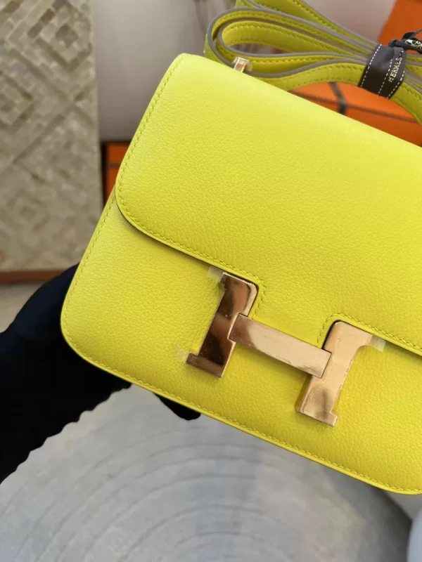 Hermes Boutique Constance 19CM 9R Lime Evercolor Rose Gold Hardware