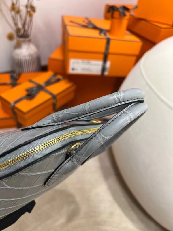 Australia Sydney Hermes Mini Bolide 18CM Matte Alligator 0V Gris Ciment Gold Hardware