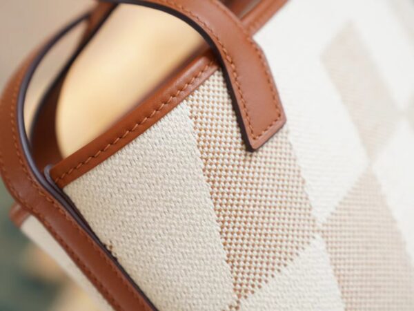 Lcmode Factory Hermes CK37 Gold H en Biais27 Canvas/Swift Leather Tote Bag