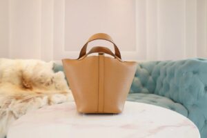 Hermes Boutique Picotin18CM Women’s Bag 4B Biscuit Clemence Leather Silver Hardware