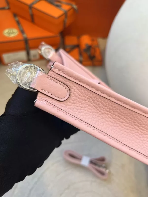 Hermes Mini Evelyne 16CM 3Q Rose Sakura Clemence Leather Silver Hardware