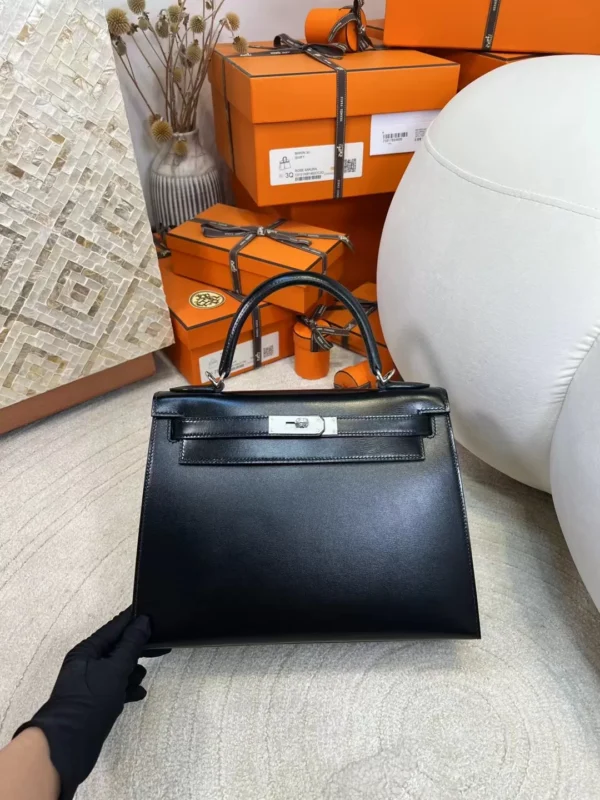 Canada Ottawa Kelly Sellier 28CM Box Leather 89 Noir Silver Hardware