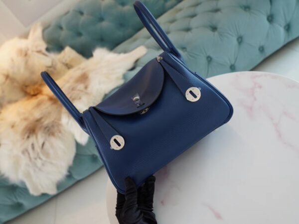 Hermes Shop Lindy 26CM Clemence S4 Deep Blue Silver Hardware