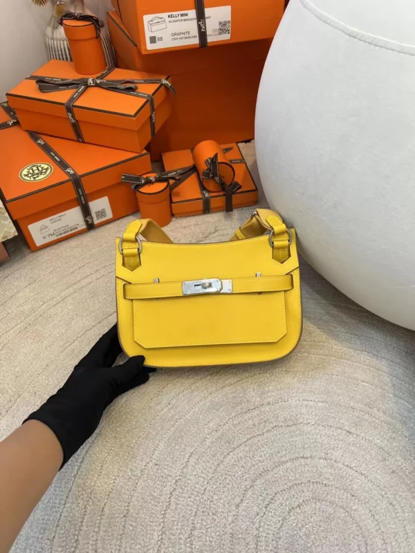 Hong Kong Hermes Jypsiere Mini 23CM Swift 9O Jaune De Naples Silver Hardware