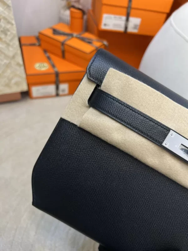 Australia Sydney Hermes Epsom Kelly Depeches 25CM 89 Noir Silver Hardware