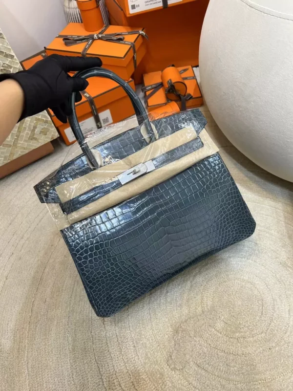 Hermes Shiny Porosus Crocodile Birkin 30CM Y7 Blue Orage Silver Hardware