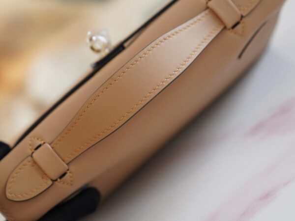 Wholesale Hermes Kelly Pochette22CM 0M Chai Swift Leather Gold Hardware