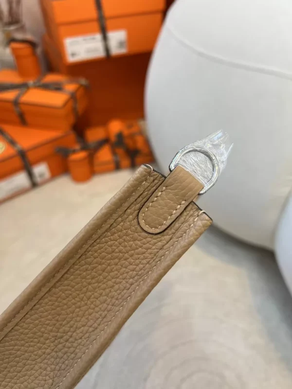 Hermes Shop Clemence Mini Evelyne 16CM 0M Chai Silver Hardware