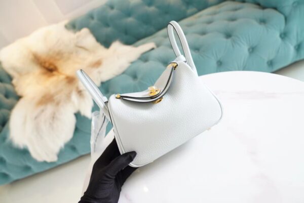 Hand Stitch Hermes Mini Lindy19CM 08 Blue Brume Clemence Leather Gold Hardware