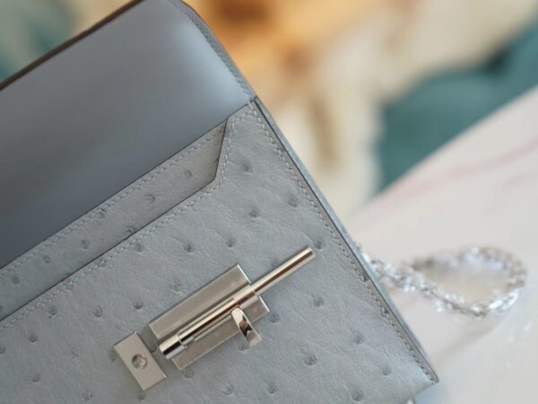GPCMode Hermes Factory 8U Blue Glacier KK Ostrich Skin Verrou Mini Silver Hardware