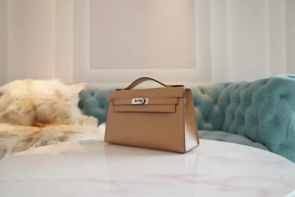 Full Handmade Hermes Kelly Pochette 22cm 0M Chai Swift Leather Silver Hardware