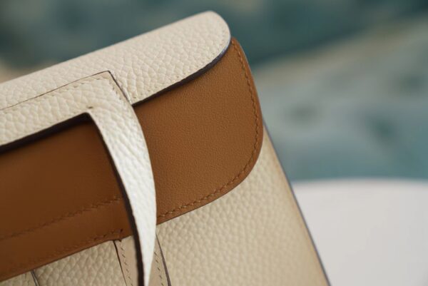 Hermes Halzan 25CM Clemence I2 Nata / 4B Biscuit Gold Hardware