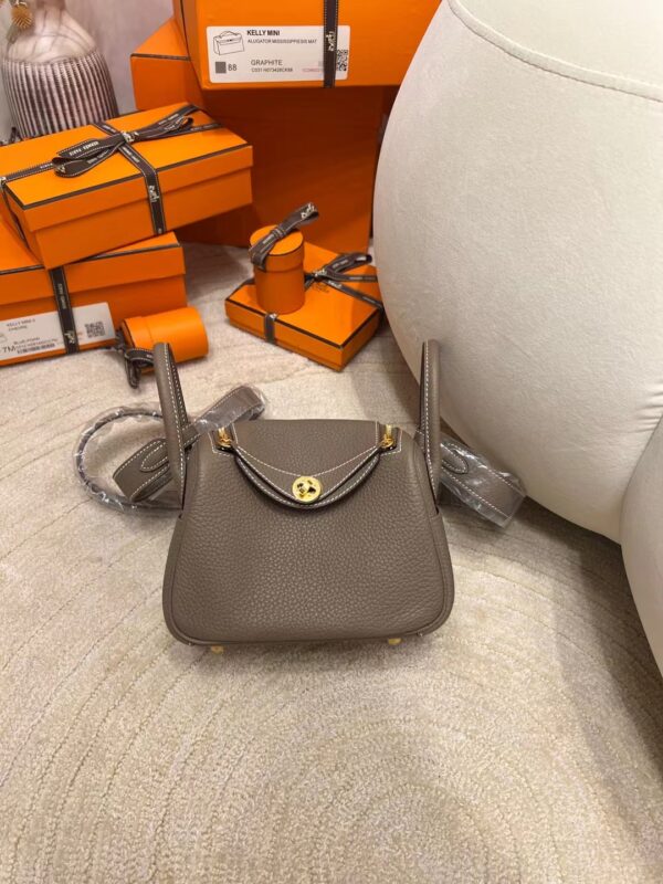 Taiwan Hermes Mini Lindy 19 TC Leather 18 Etoupe Gold Hardware