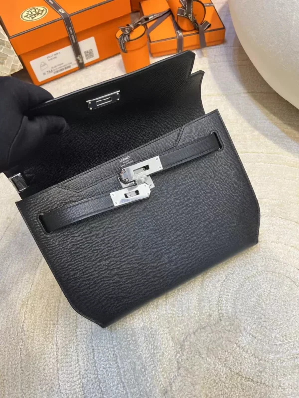 Australia Sydney Hermes Epsom Kelly Depeches 25CM 89 Noir Silver Hardware