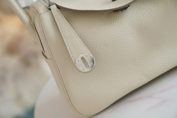 New Arrival Hermes Lindy 26CM CK10 Craie Clemence Leather Silver Hardware