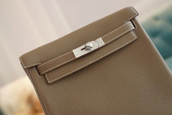 GPCMode Factory Hermes Kelly Ado Backpack22cm C18 Gris Etoupe Clemence Leather
