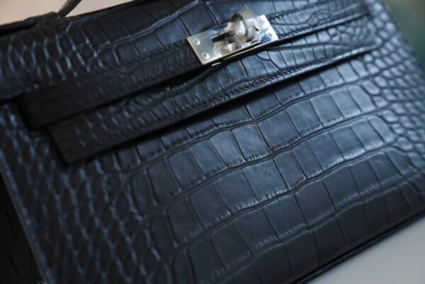 Hermes Shop Hermes Kelly Pochette 22CM Matte Alligator 89 Noir Silver Hardware