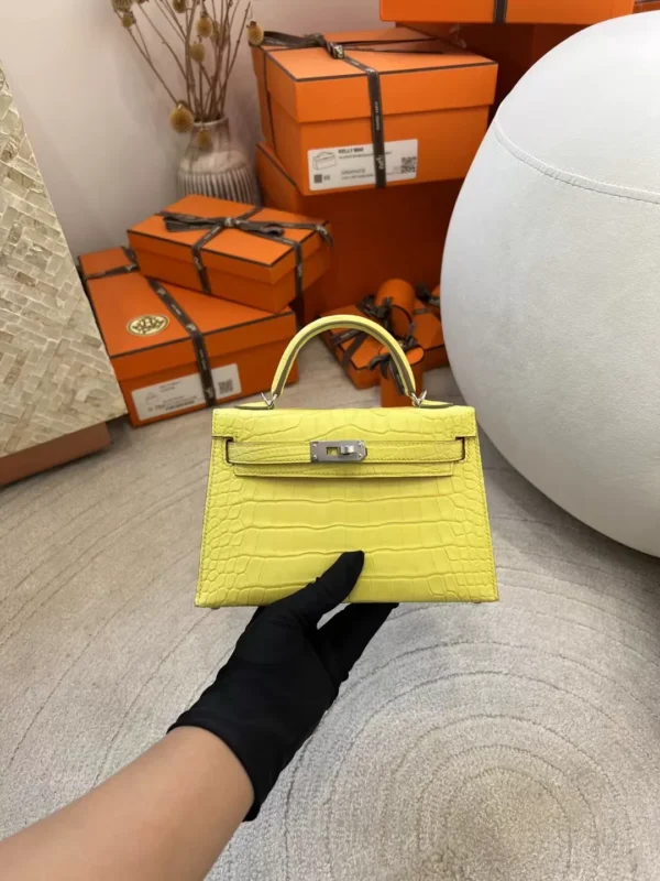 Australia Sydney Hermes M9 Mimosa Mini Kelly 19CM Matte Alligator Crocodile Silver Hardware