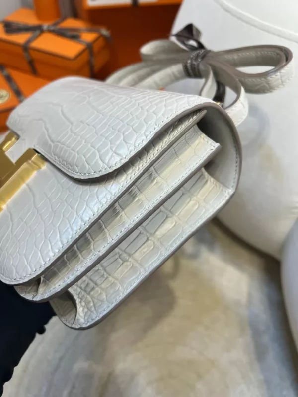 Hermes Constance 19CM 8L Beton Matte Alligator Crocodile Gold Hardware