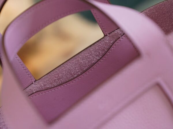 Hand Stitching Hermes Clemence In The Loop Pouch X9 Mauve Sylvestre Silver Hardware