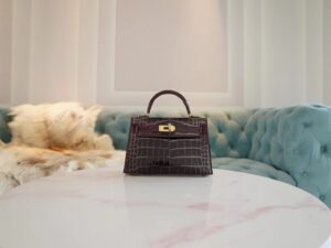 e5049617202d7dc Taiwan Hermes Mini Kelly 19CM Shiny Alligator 57 Bordeaux Gold Hardware